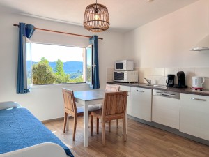 23_residence-royal-palm_cuisine     